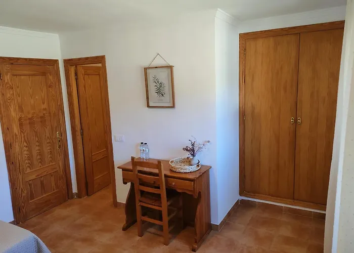 Hotel Mirall Rural 2*